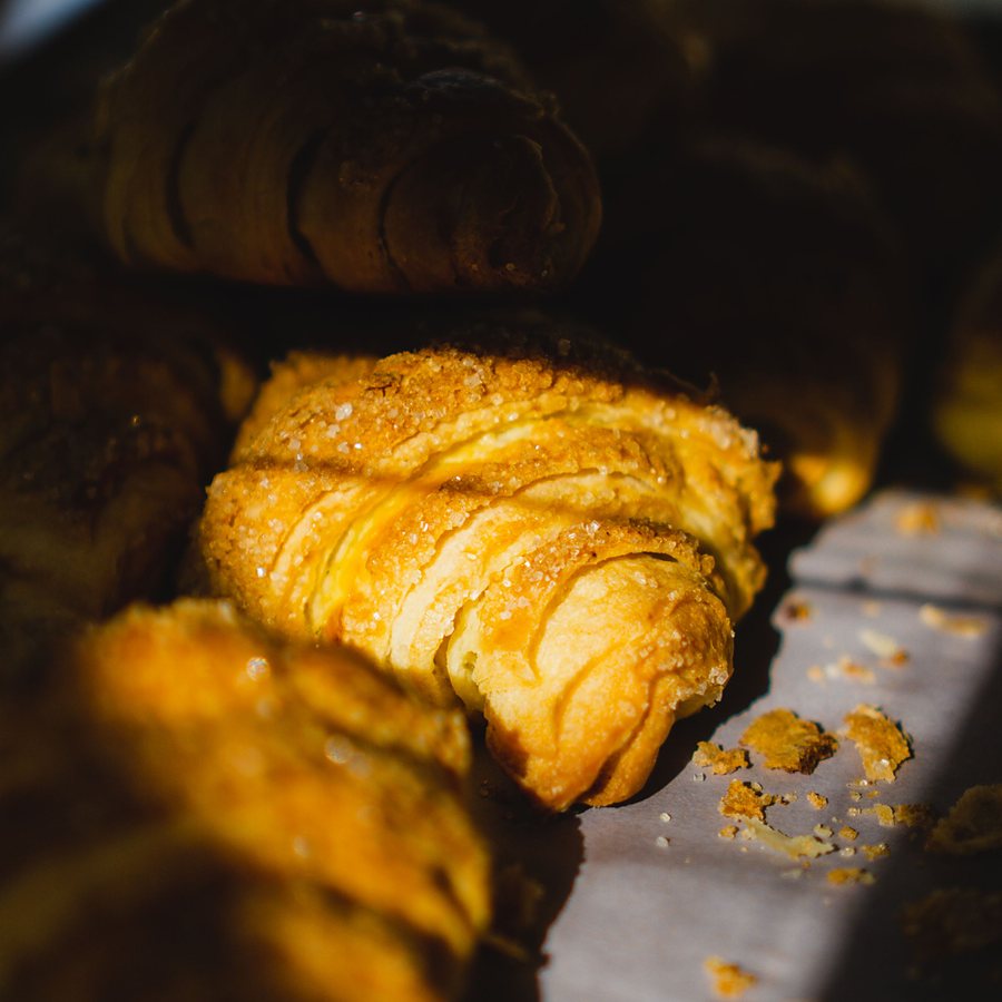Croissants tout juste sortis du four
